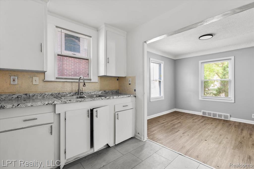 11608 Duchess Street