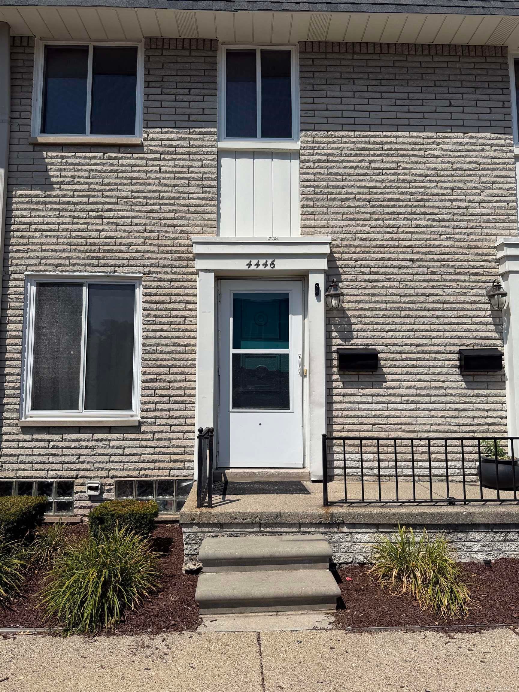 4446 15 mile Road