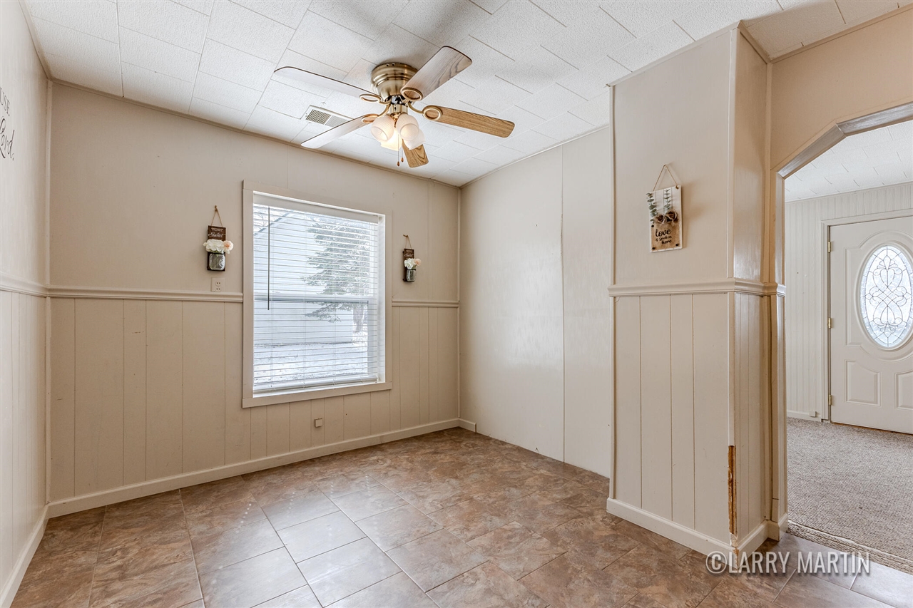 2052 Woodward Street