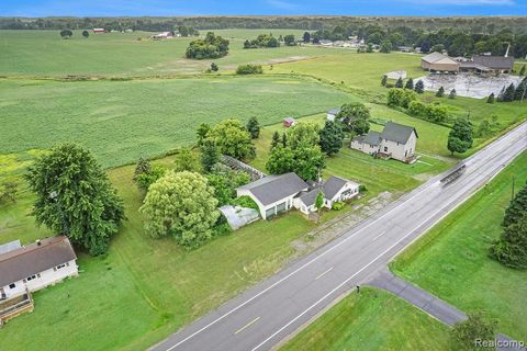 Photo of 10122 E Newburg Road, Durand, MI 48429 (MLS # 60981476)