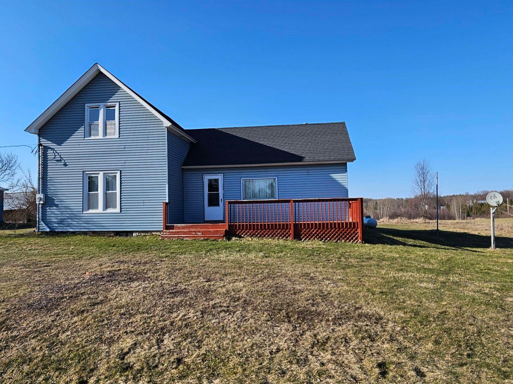 Photo of 2100 W Temple Drive, Harrison, MI 48625 (MLS # 50203977)