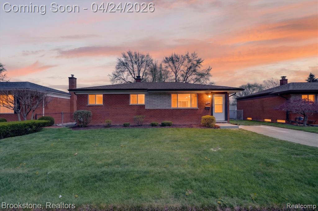 30428 Iroquois Drive