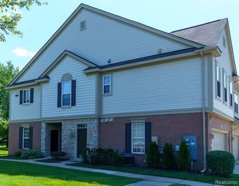 Photo of 1803 Pinecroft Drive, Canton, MI 48188 (MLS # 60957737)