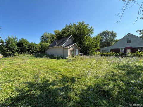 Photo of 16211 Manning Street, Detroit, MI 48205 (MLS # 61017191)