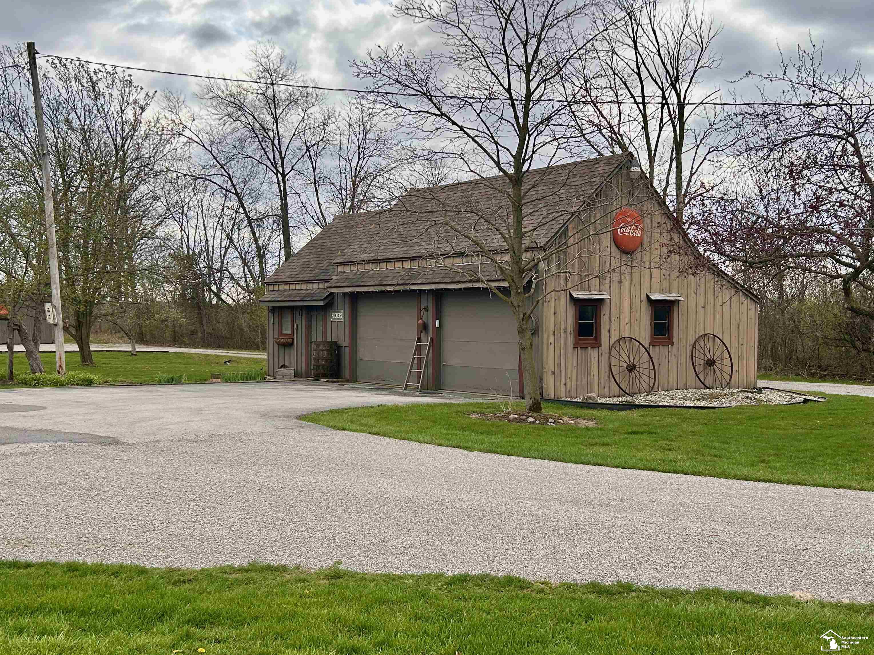 7860 Head O Lake Road