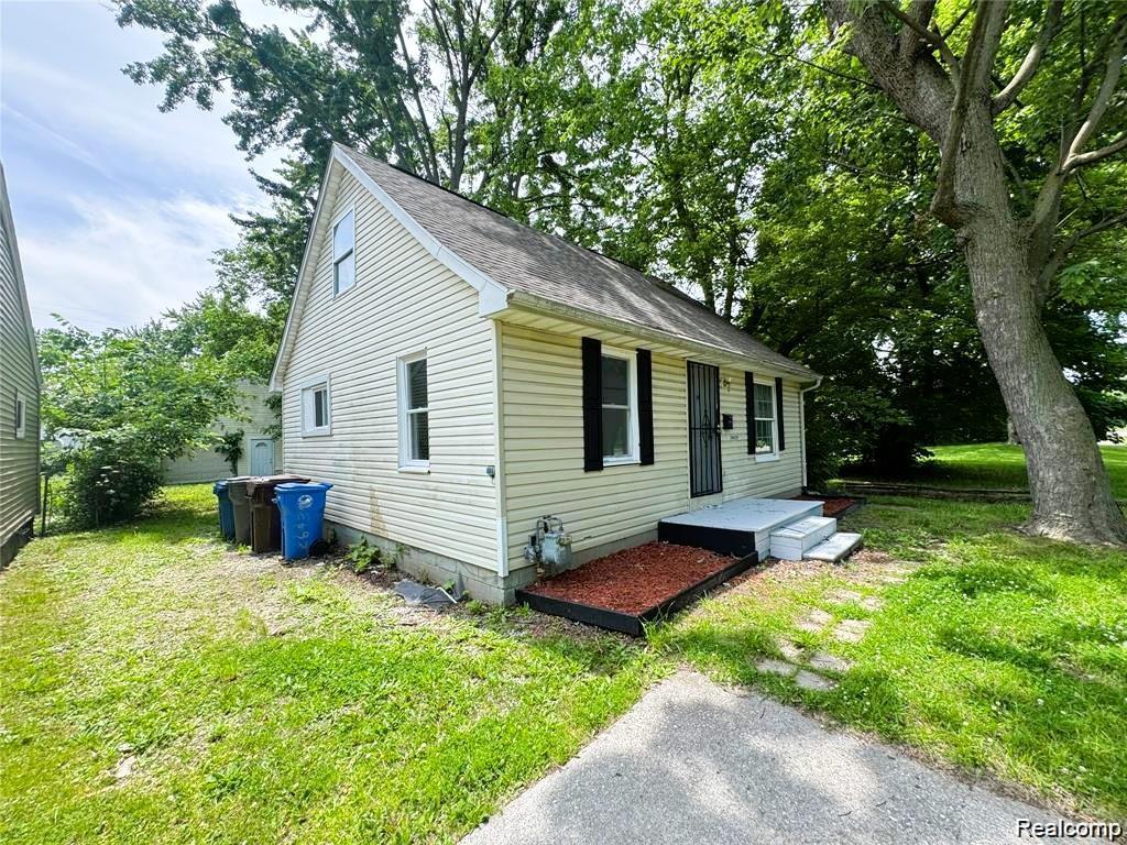 26439 Hopkins Street