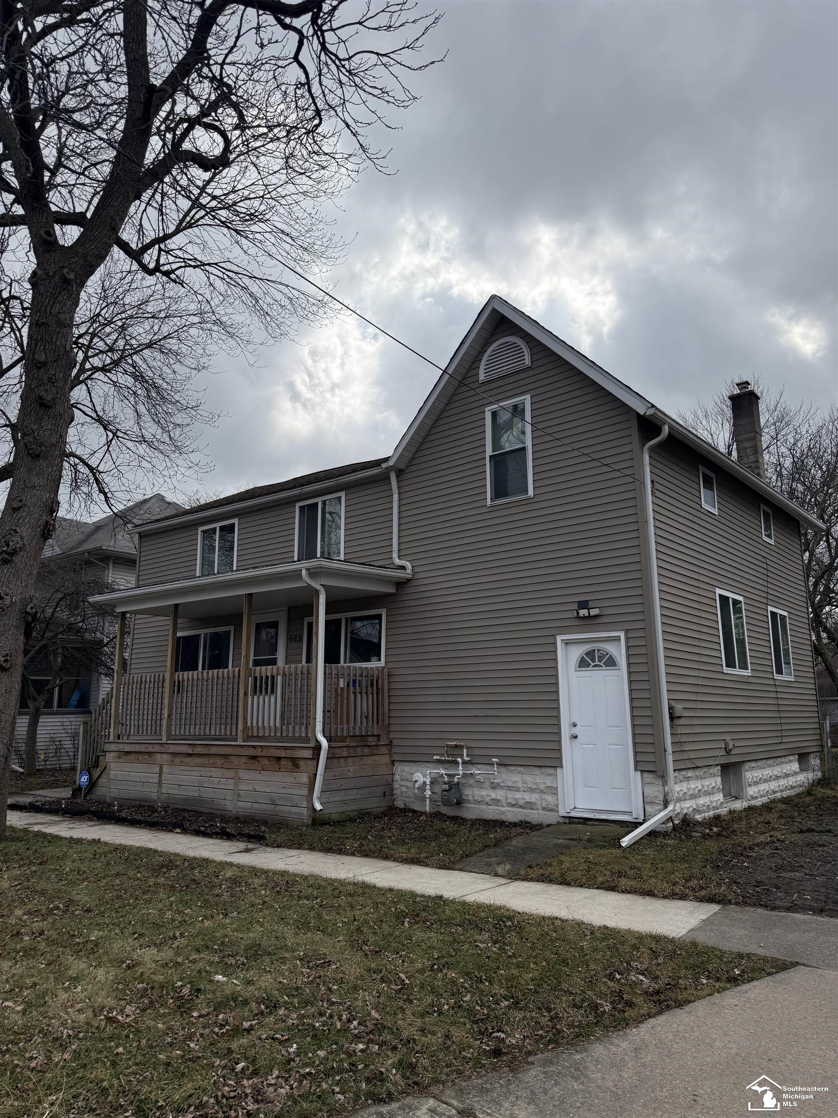 625 W Fifth Street