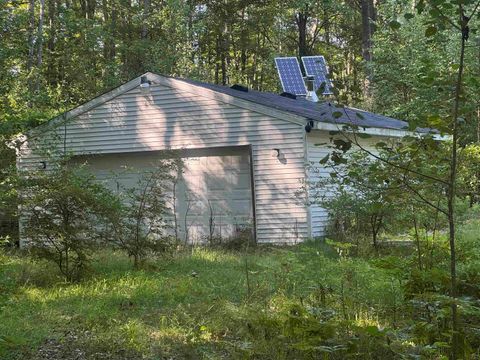 Photo of 2155 Doe Court, Harrison, MI 48625 (MLS # 50213891)