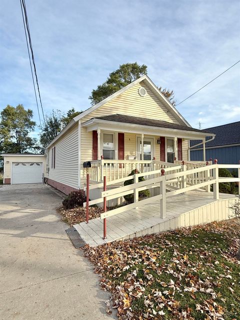 Photo of 22 W Sebewaing Street, Sebewaing, MI 48759 (MLS # 50193706)