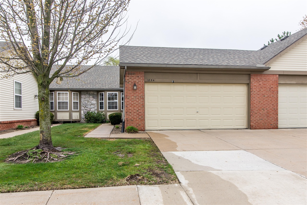 1854 N Kenwyck Drive