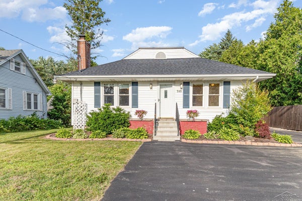 395 S CENTER RD, SAGINAW, MI 48638 - Image 75e8e3acb211dd801dbcc3b2a3b1e92f/3799499269