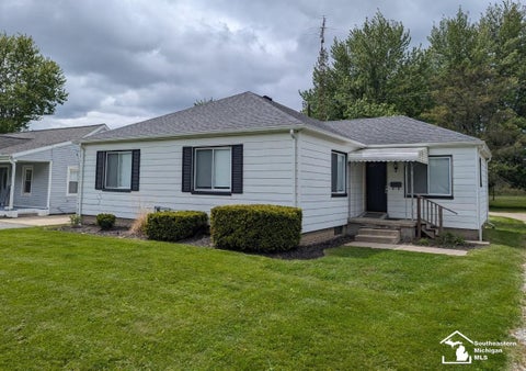 Photo for 3585 Vivian Road