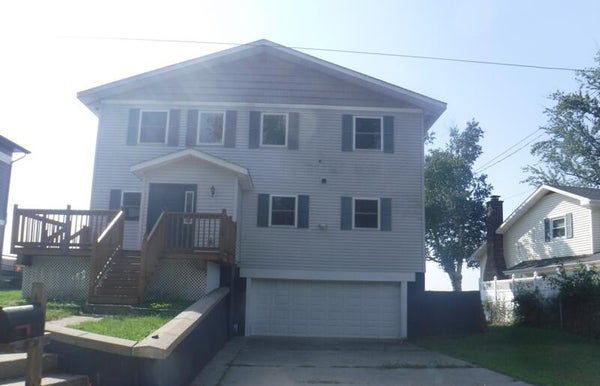 2918 EAST SHORE DR, PORTAGE, MI 49002 - Image 7689b24ca6de3abf24fa7e2f80e5fc10/1866932965