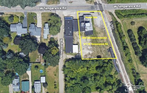 617 W Temperance Road Temperance MI 48182