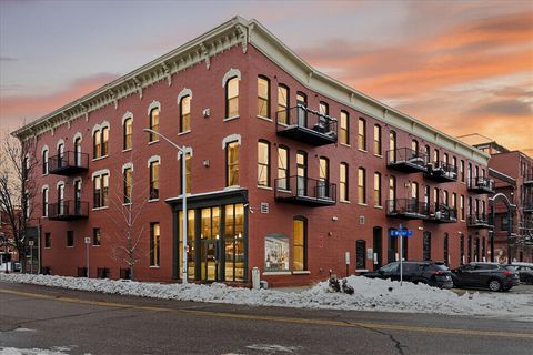 Photo of 222 N Kalamazoo Mall, 200, Kalamazoo, MI 49007 (MLS # 70507226)