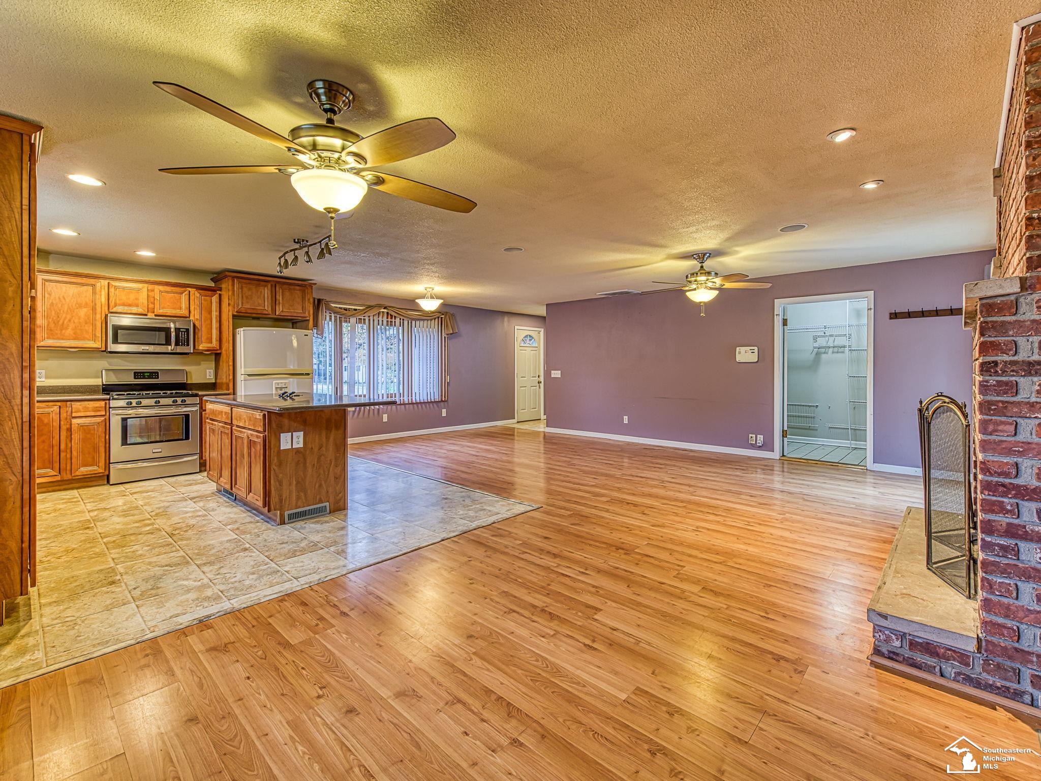 8611 Buerk Road