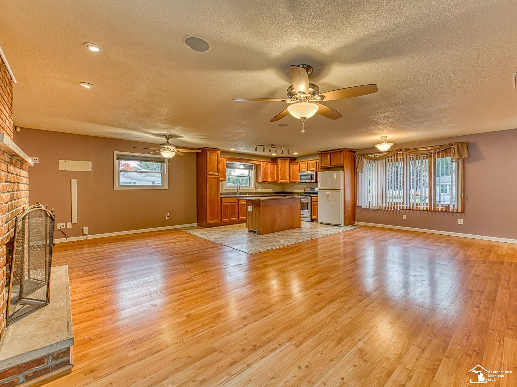 8611 Buerk Road