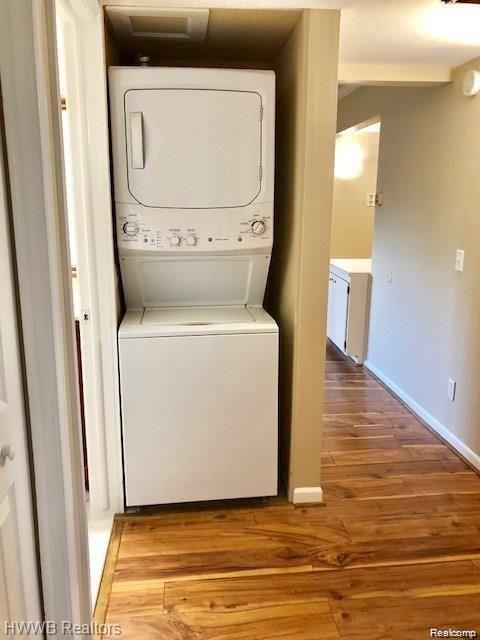 Rochester Hills, Michigan 48309, United States, 2 Bedrooms Bedrooms, ,1 BathroomBathrooms,Residential,Active,236550