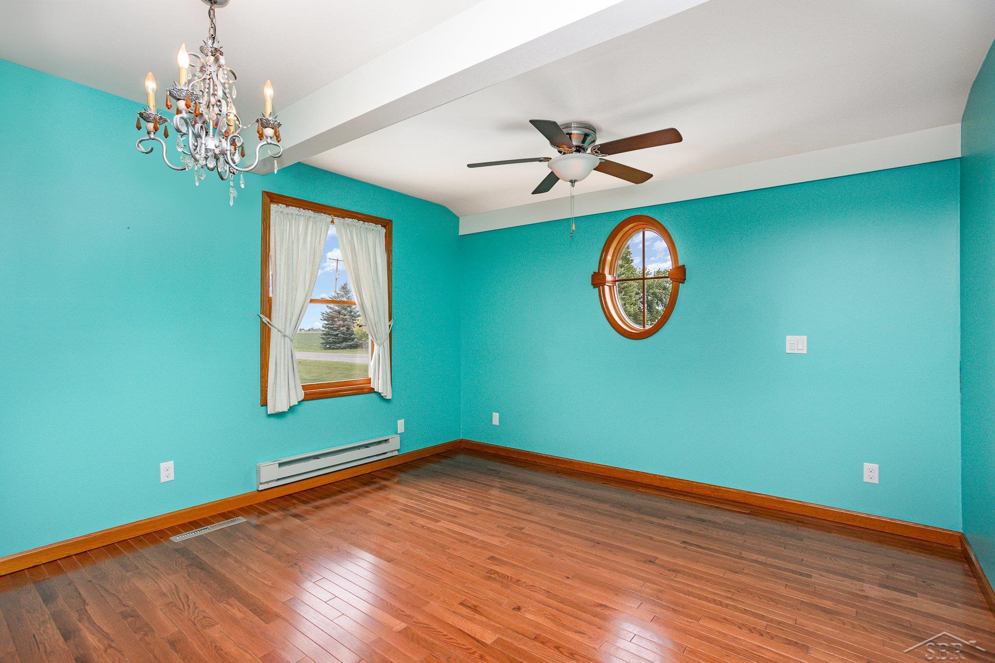 Saginaw, Michigan 48601, United States, 4 Bedrooms Bedrooms, ,2 BathroomsBathrooms,Residential,Active,193229