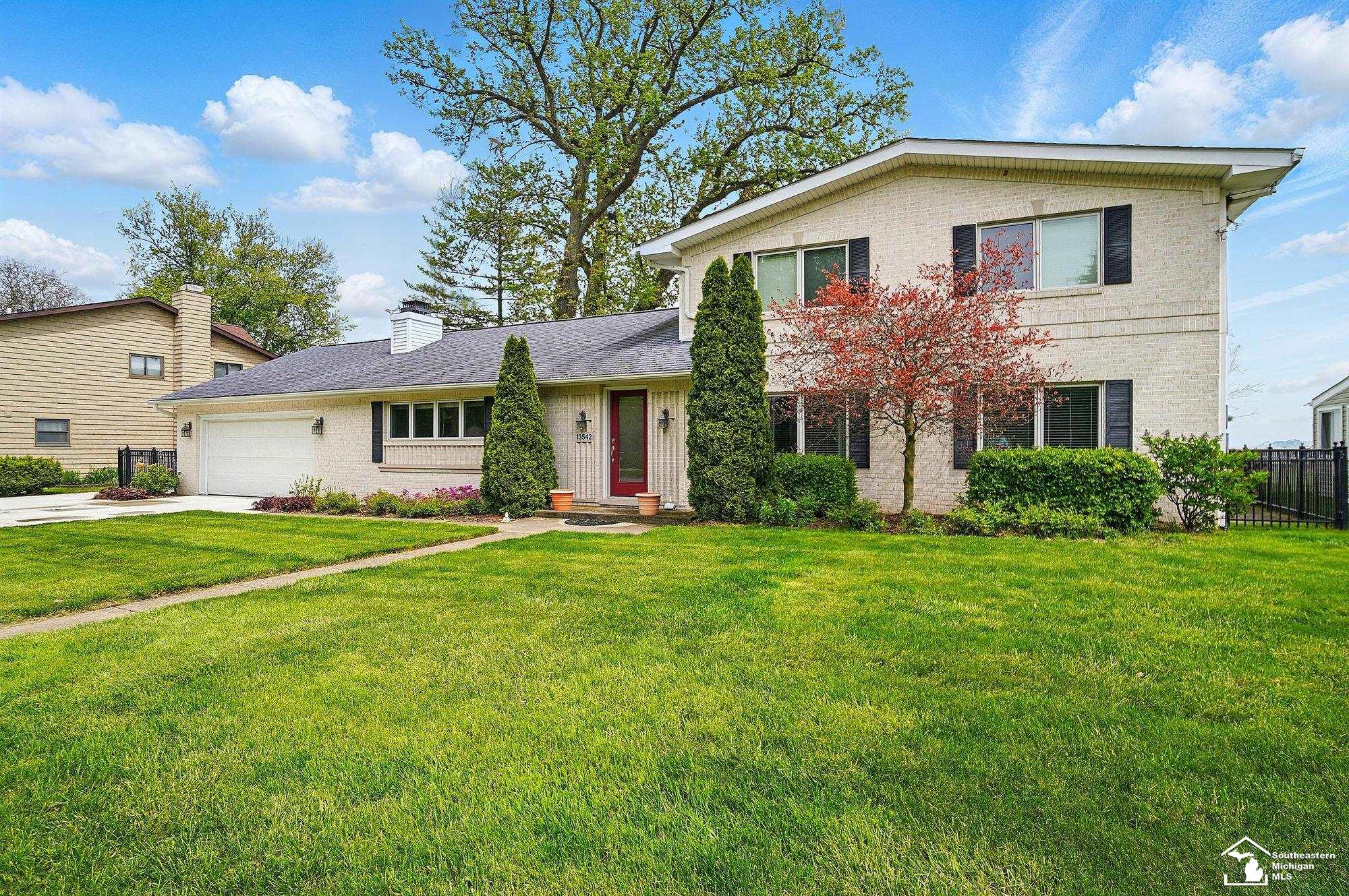 13542 Venetian Drive