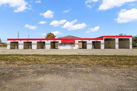 Photo of 47720 Gratiot Avenue, New Baltimore, MI 48051 (MLS # 61011803)