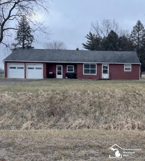 5177 Robinson Road Petersburg MI 49270