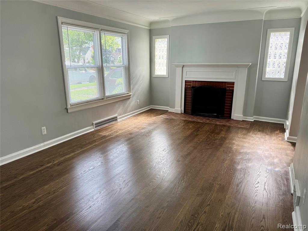 Berkley, Michigan 48072, United States, 3 Bedrooms Bedrooms, ,1 BathroomBathrooms,Residential,Active,192830