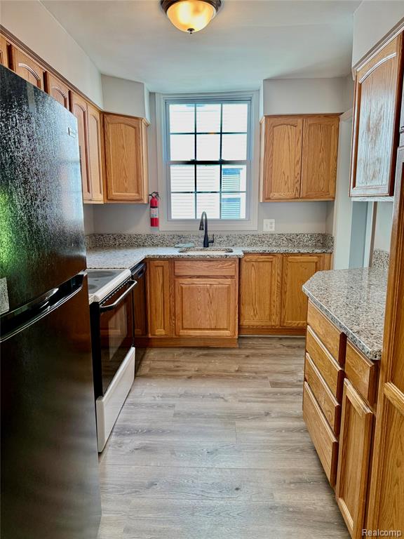 Berkley, Michigan 48072, United States, 3 Bedrooms Bedrooms, ,1 BathroomBathrooms,Residential,Active,192830