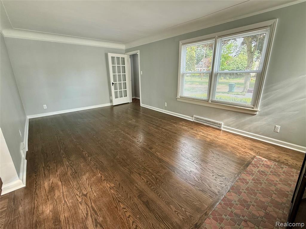 Berkley, Michigan 48072, United States, 3 Bedrooms Bedrooms, ,1 BathroomBathrooms,Residential,Active,192830