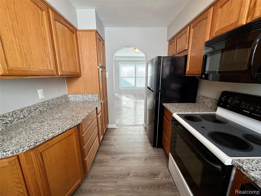 Berkley, Michigan 48072, United States, 3 Bedrooms Bedrooms, ,1 BathroomBathrooms,Residential,Active,192830