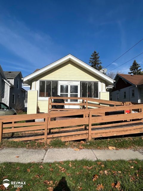 Photo of 2020 Cooper Avenue, Saginaw, MI 48602 (MLS # 50194343)