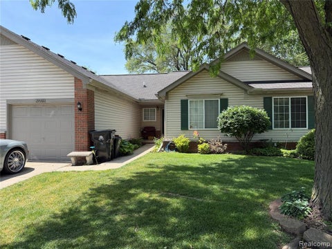 Photo of 29965 Kenwood Court, Roseville, MI 48066 (MLS # 61010712)
