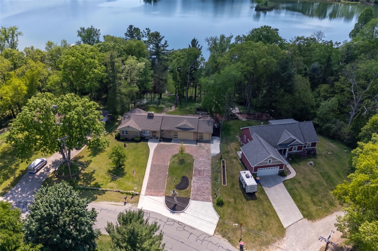 3311 Dorais Drive