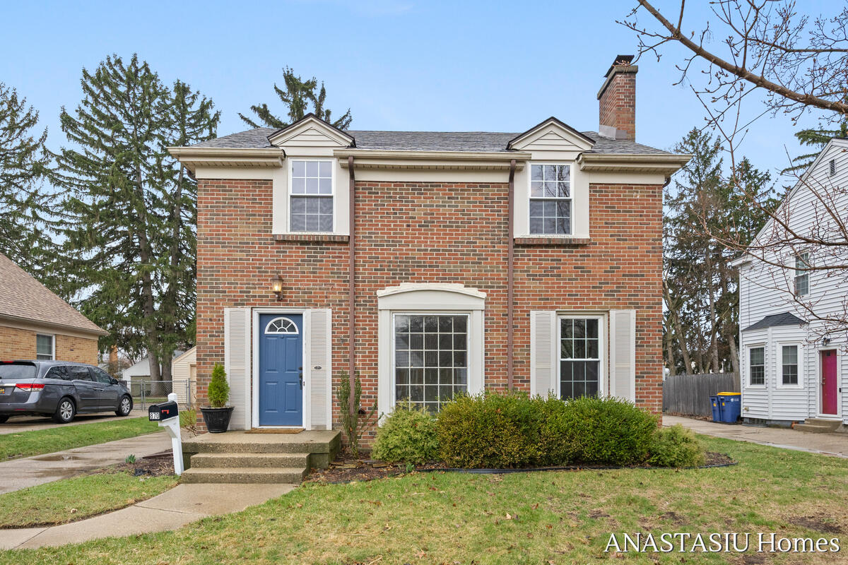 870 Mayhew Wood Drive