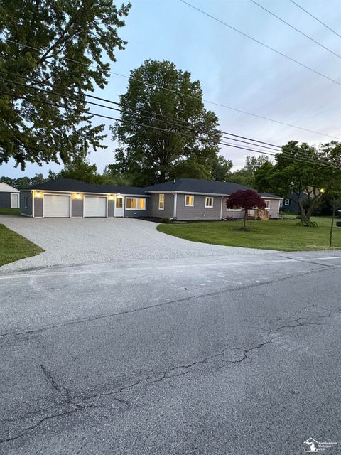 163 E Sterns Road Temperance MI 48182