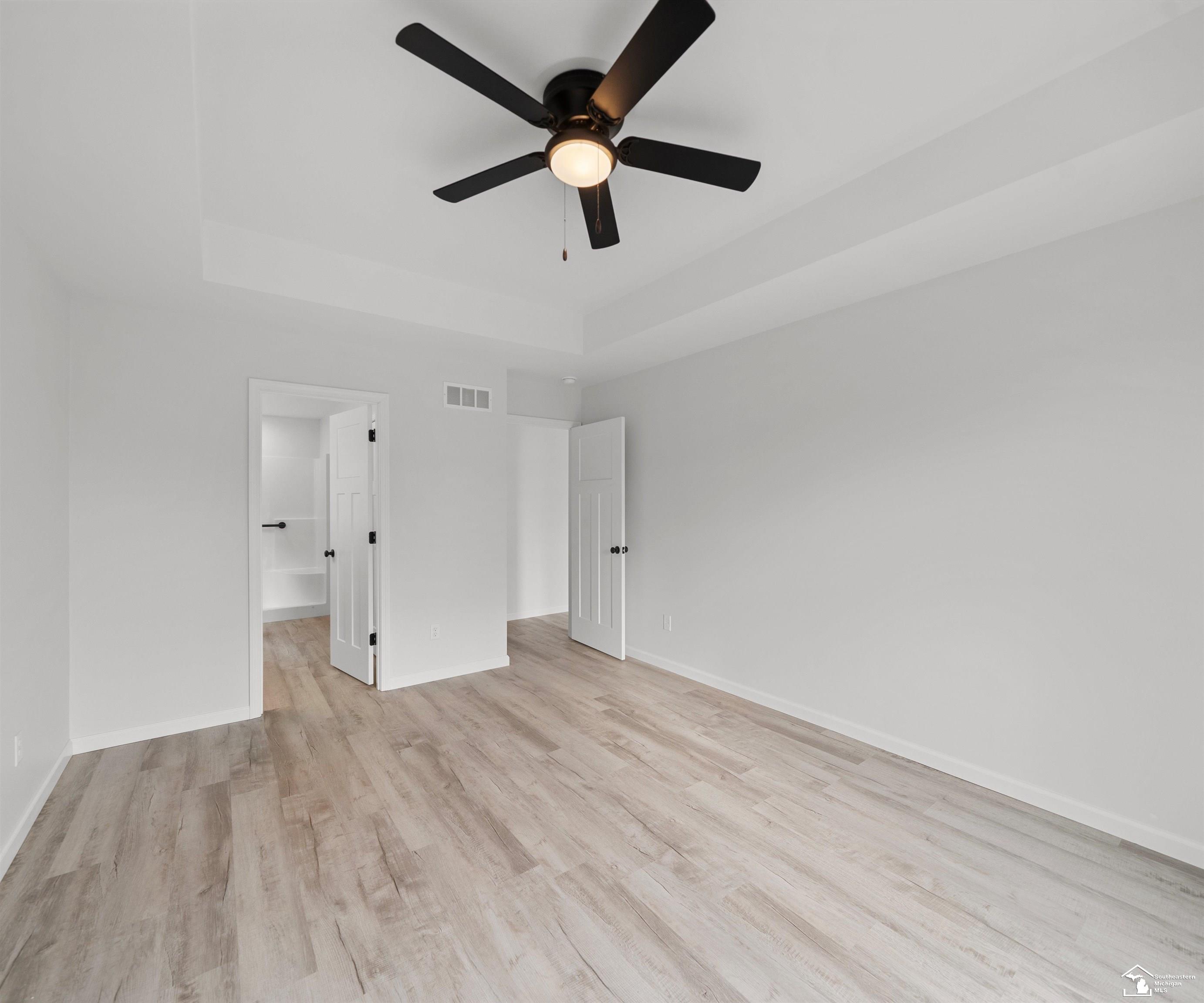 Luna Pier, Michigan 48157, United States, 3 Bedrooms Bedrooms, ,2 BathroomsBathrooms,Residential,Active,192846