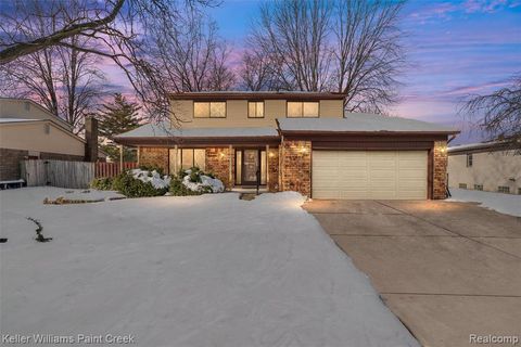 Photo of 43453 Interlaken Drive, Sterling Heights, MI 48313 (MLS # 60971143)