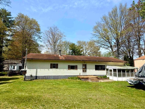 Photo of 4175 Cherokee Street, Gladwin, MI 48624 (MLS # 50208246)