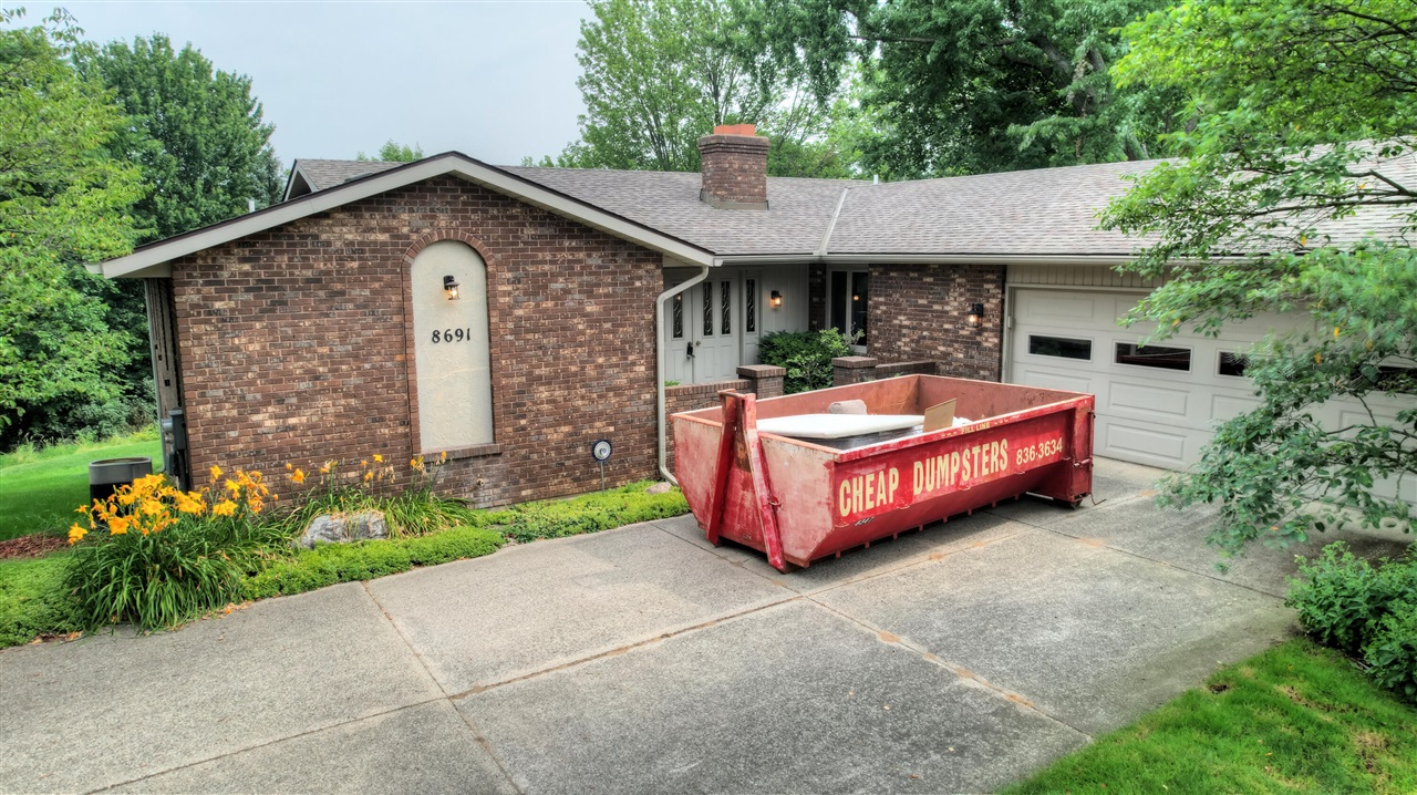 8691 Summit Court