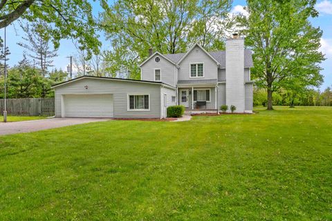 Photo of 18224 Millar Road, Clinton Township, MI 48036 (MLS # 50207555)