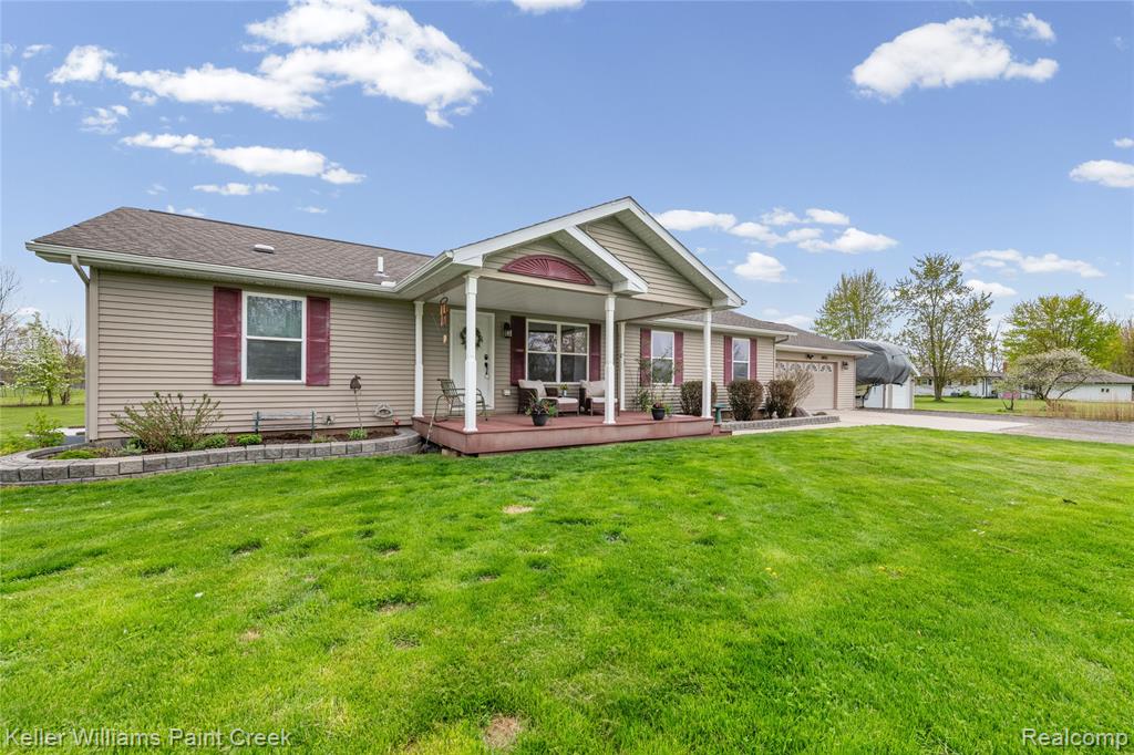 Properties Available 2 - 2 3953 Meldrum Road