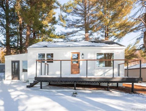 7606 First Court Avenue Gaylord MI 49735