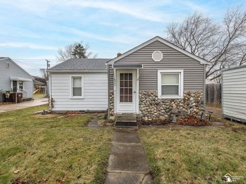 227 Huber Drive Monroe MI 48162