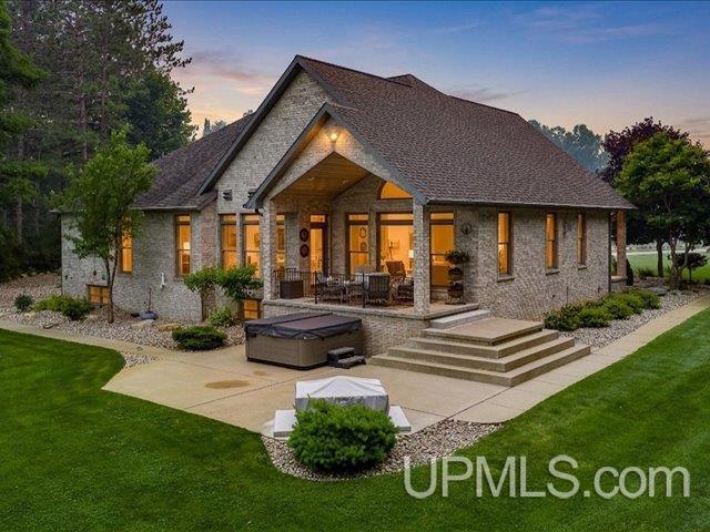 9045 N.3 Lane
