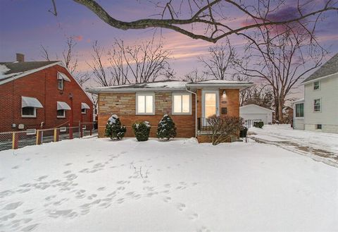 230 E Grove Street Monroe MI 48162