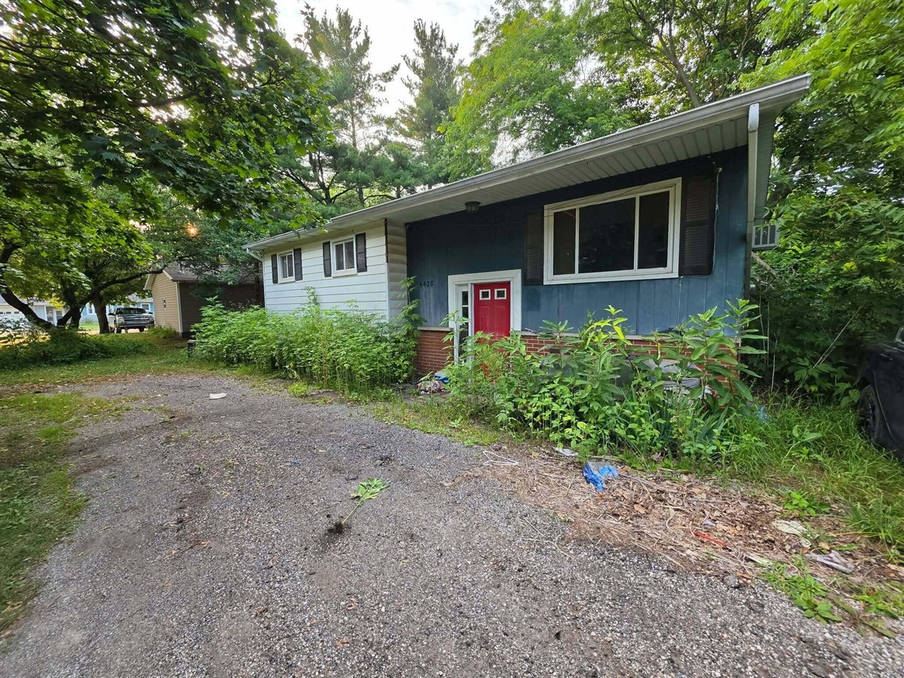 4428 W Butterfield Highway
