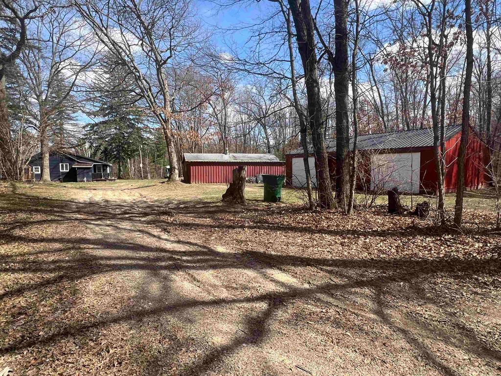 Photo of 4372 Oak Beach Drive, Harrison, MI 48625 (MLS # 50204245)