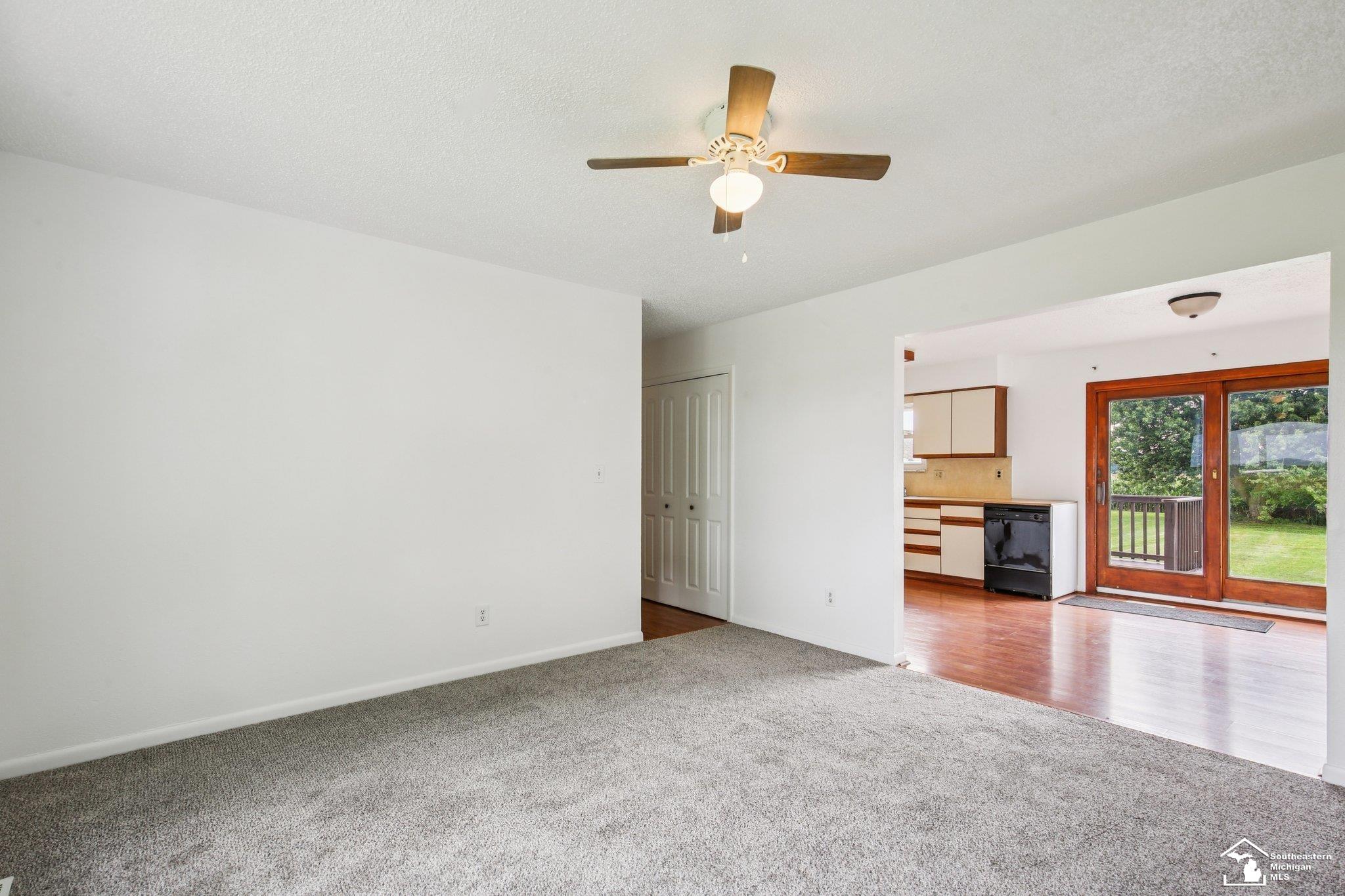 5571 Zink Road