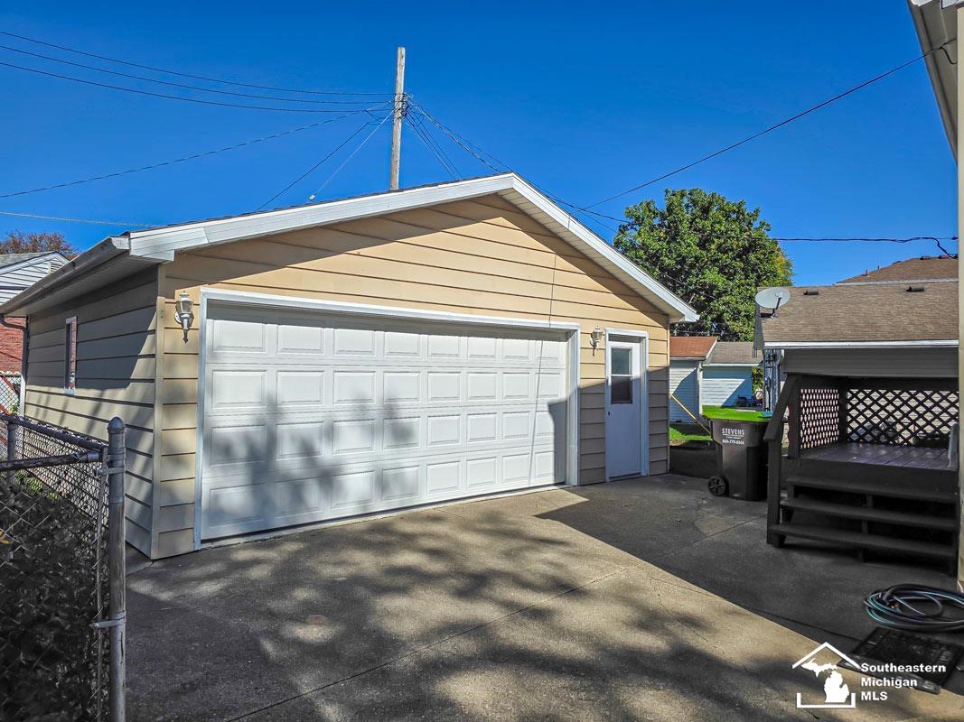 954 Jefferson Court