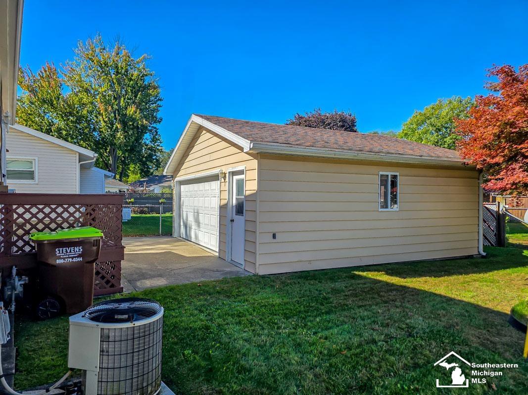 954 Jefferson Court